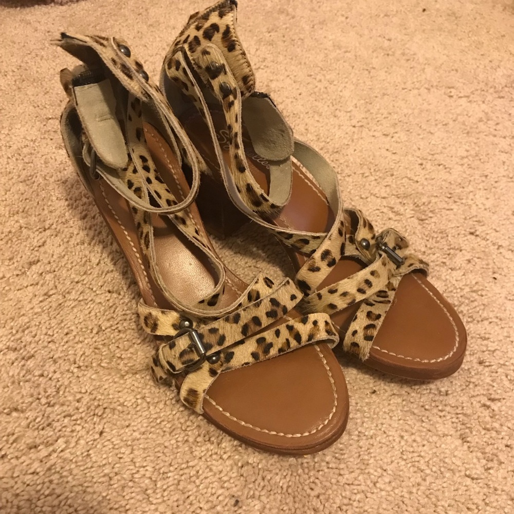 Anthro Seychelles calf hair leopard heels
